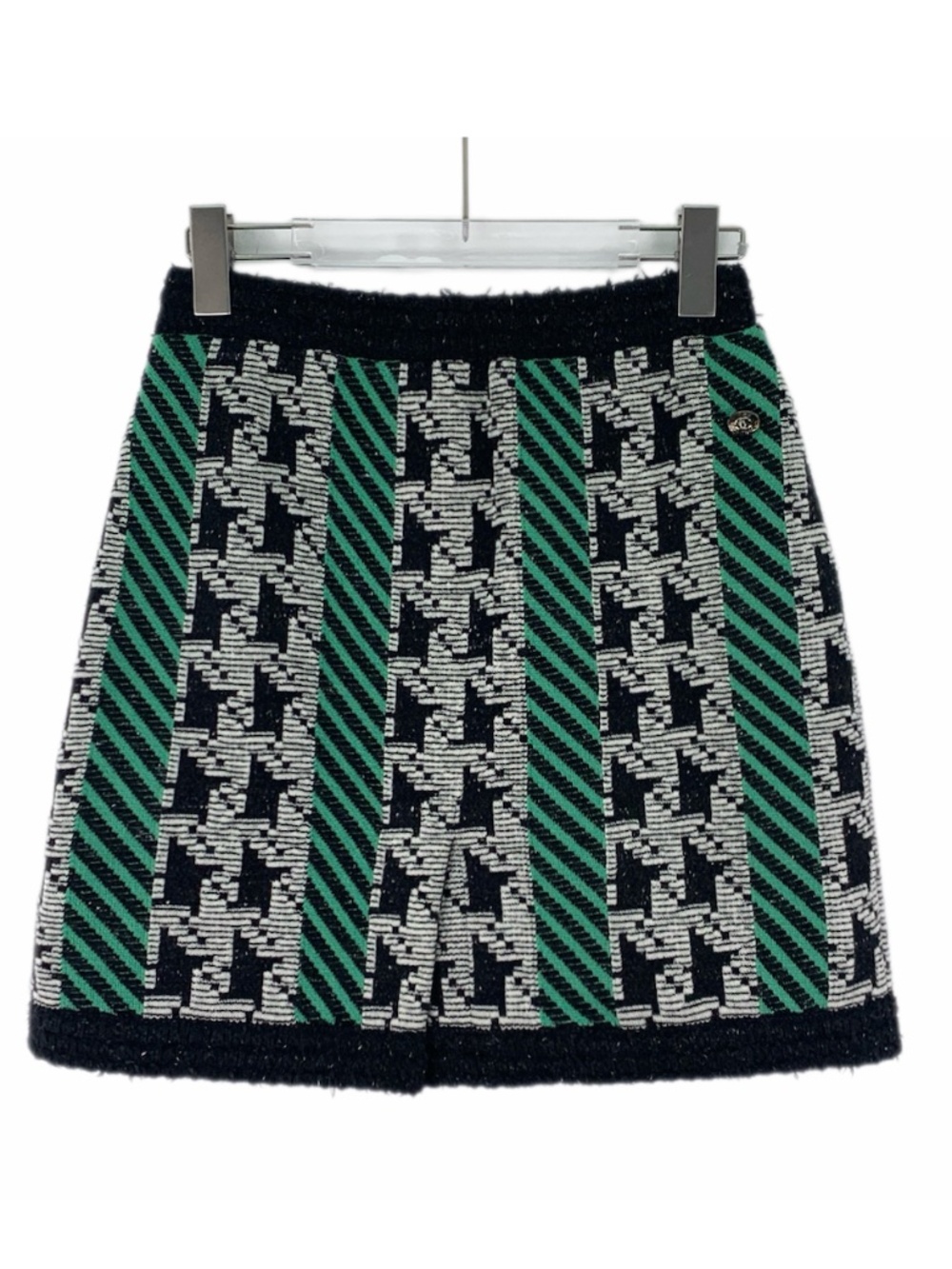 Chanel 24A Two-Tone Herringbone-Pattern Knit Wool Skirt